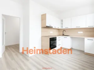 Pronájem komerční nemovitosti, Havířov - Město, nám. Republiky, 34 m2