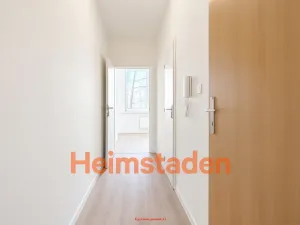 Pronájem komerční nemovitosti, Havířov - Město, nám. Republiky, 34 m2