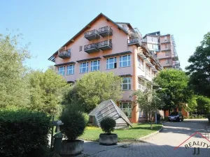 Pronájem kanceláře, Praha - Veleslavín, Na okraji, 215 m2