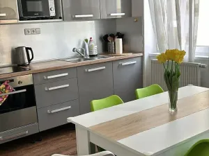 Pronájem bytu 3+kk, Praha - Karlín, Křižíkova, 74 m2