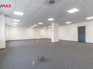 Pronájem obchodního prostoru, Tuchoměřice, 289 m2