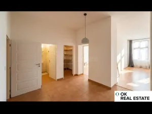 Pronájem bytu 2+1, Rýmařov, náměstí Míru, 77 m2