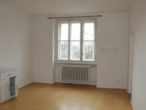 Pronájem bytu 1+1, Praha - Nusle, náměstí Hrdinů, 45 m2