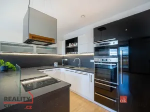 Prodej bytu 3+kk, Pohořelice, Znojemská, 89 m2