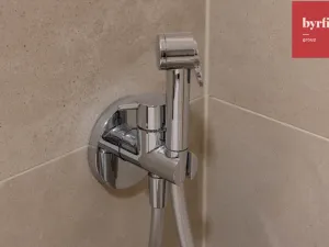 Pronájem bytu 2+kk, Praha, Vrtbova, 56 m2