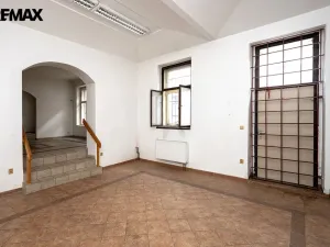 Pronájem obchodního prostoru, Písek, Chelčického, 183 m2