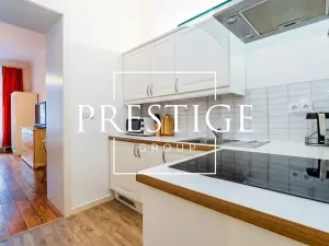 Pronájem bytu 1+1, Praha - Žižkov, Husitská, 40 m2