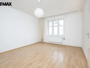 Pronájem bytu 1+1, Strakonice - Strakonice II, Komenského, 52 m2