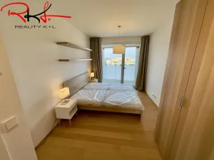 Pronájem bytu 2+kk, Praha, Hodonínská, 55 m2