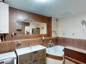 Prodej bytu 4+kk, Praha - Karlín, Sokolovská, 92 m2