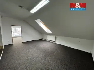 Pronájem obchodního prostoru, Čáslav - Čáslav-Nové Město, Jeníkovská, 165 m2