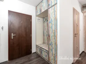 Pronájem bytu 3+kk, Praha, Aubrechtové, 69 m2