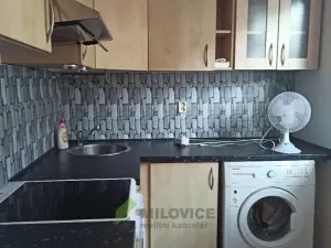 Pronájem bytu 1+1, Milovice, Spojovací, 30 m2