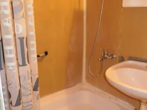 Pronájem bytu 1+kk, Hradec Králové - Nový Hradec Králové, Brožíkova, 35 m2