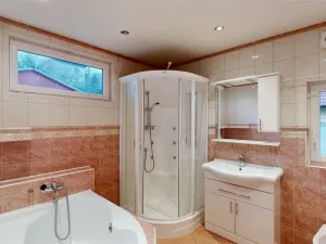 Pronájem rodinného domu, Králův Dvůr - Křižatky, 179 m2