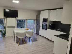 Pronájem bytu 2+kk, Praha - Uhříněves, Netluky, 55 m2