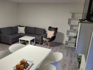 Pronájem bytu 2+kk, Praha - Uhříněves, Netluky, 55 m2