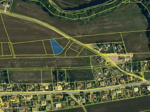 Dražba pole, Staré Město, 1127 m2