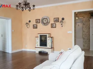 Prodej bytu 2+kk, Karlovy Vary, T. G. Masaryka, 76 m2