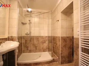 Prodej bytu 2+kk, Karlovy Vary, T. G. Masaryka, 76 m2