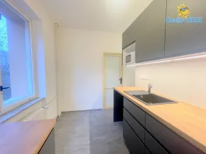 Pronájem bytu 4+1, Praha - Záběhlice, Střimelická, 86 m2