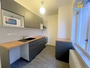 Pronájem bytu 4+1, Praha - Záběhlice, Střimelická, 86 m2