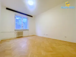 Pronájem bytu 4+1, Praha - Záběhlice, Střimelická, 86 m2