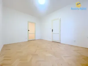 Pronájem bytu 4+1, Praha - Záběhlice, Střimelická, 86 m2