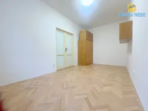 Pronájem bytu 4+1, Praha - Záběhlice, Střimelická, 86 m2