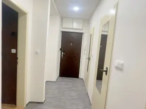 Pronájem bytu 4+1, Praha - Záběhlice, Střimelická, 86 m2