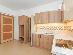 Prodej bytu 2+1, Praha - Strašnice, Vykáňská, 58 m2