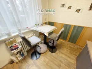 Prodej bytu 3+1, Zruč-Senec - Senec, Ke Březí, 73 m2