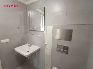 Pronájem bytu 2+kk, Praha - Vysočany, Strnadových, 51 m2