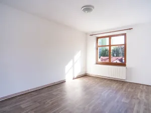 Pronájem bytu 2+kk, Trutnov - Střední Předměstí, Libušinka, 50 m2