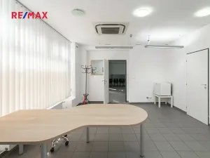 Pronájem ordinace, Praha - Nusle, Hradeckých, 62 m2