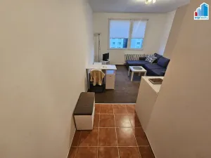 Pronájem bytu 1+kk, Plzeň - Doubravka, Na Dlouhých, 25 m2