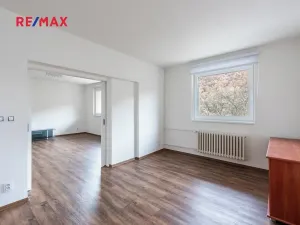 Prodej komerční nemovitosti, Měchenice, Hlavní, 330 m2