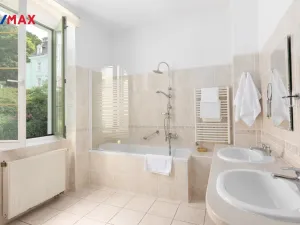 Prodej ubytování, Karlovy Vary, Na Vyhlídce, 1580 m2