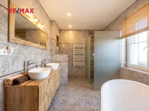 Prodej rodinného domu, Kostelec nad Černými lesy, 140 m2