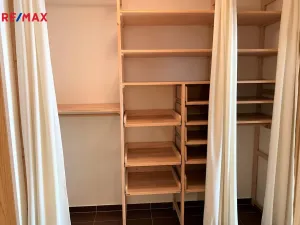 Pronájem bytu 1+kk, Olomouc, Peškova, 45 m2