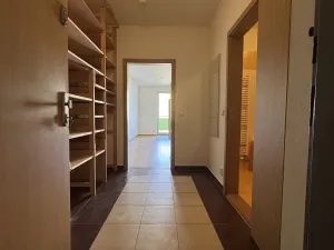 Pronájem bytu 1+kk, Olomouc, Peškova, 45 m2