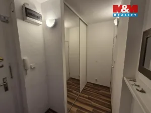 Pronájem bytu 1+1, Ostrava - Poruba, Vincence Makovského, 38 m2