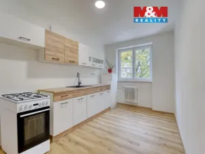 Pronájem bytu 2+1, Klatovy - Klatovy V, Rozvoj, 60 m2