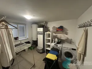 Pronájem komerční nemovitosti, České Budějovice - České Budějovice 2, Husova tř., 300 m2