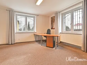 Pronájem bytu 6+kk a větší, Ostrava - Kunčičky, Lorišova, 320 m2