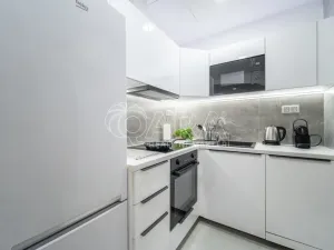 Pronájem bytu 2+kk, Praha - Karlín, Sokolovská, 39 m2