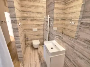 Prodej činžovního domu, Teplice, Laubeho náměstí, 425 m2