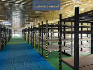 Pronájem skladu, Mělník, 1300 m2