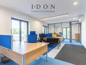 Pronájem kanceláře, Frýdek-Místek, Riegrova, 212 m2