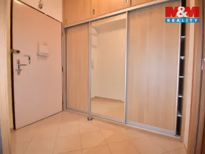 Pronájem bytu 2+kk, Praha - Záběhlice, Púchovská, 41 m2